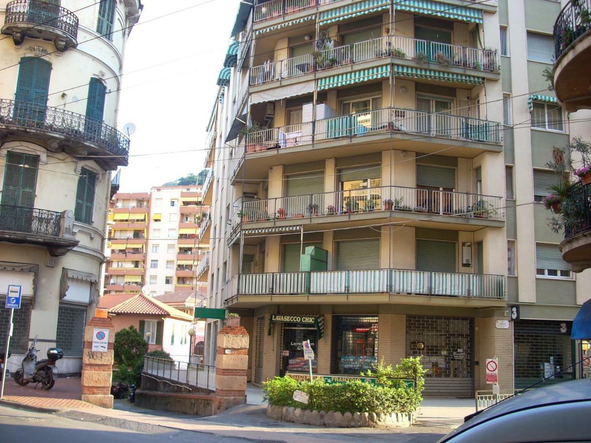 Appartamento Al Mare Di Βεντιμίλια Εξωτερικό φωτογραφία
