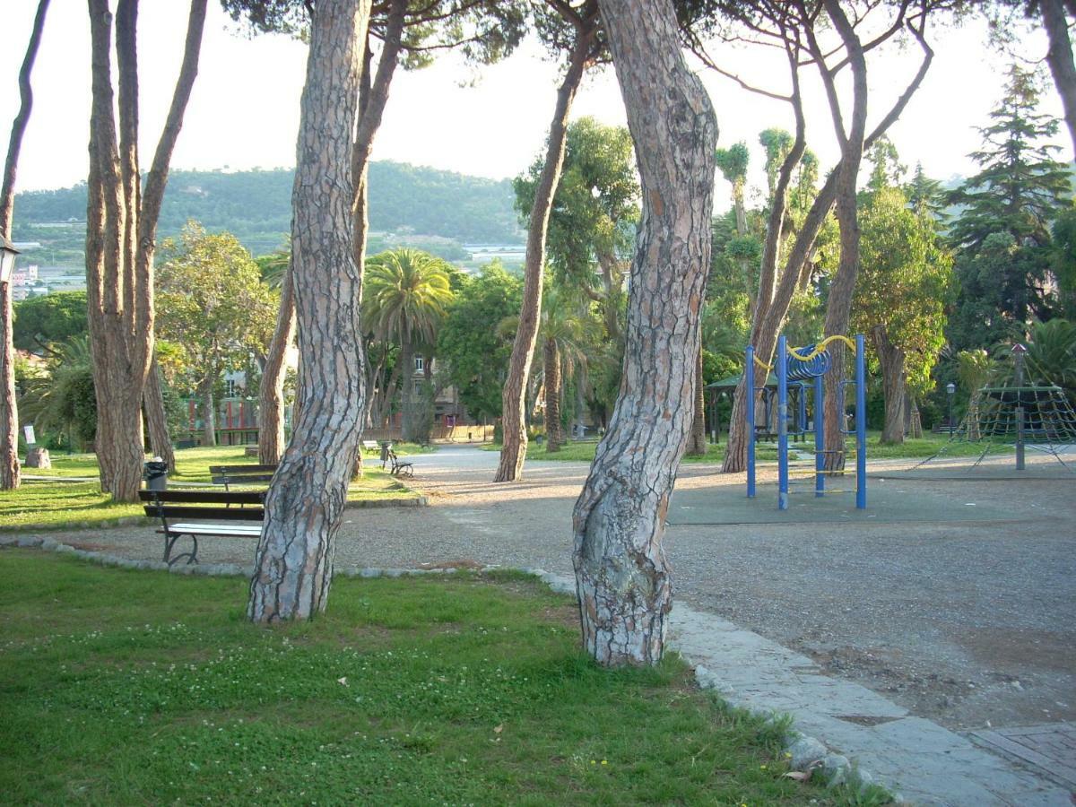 Appartamento Al Mare Di Βεντιμίλια Εξωτερικό φωτογραφία